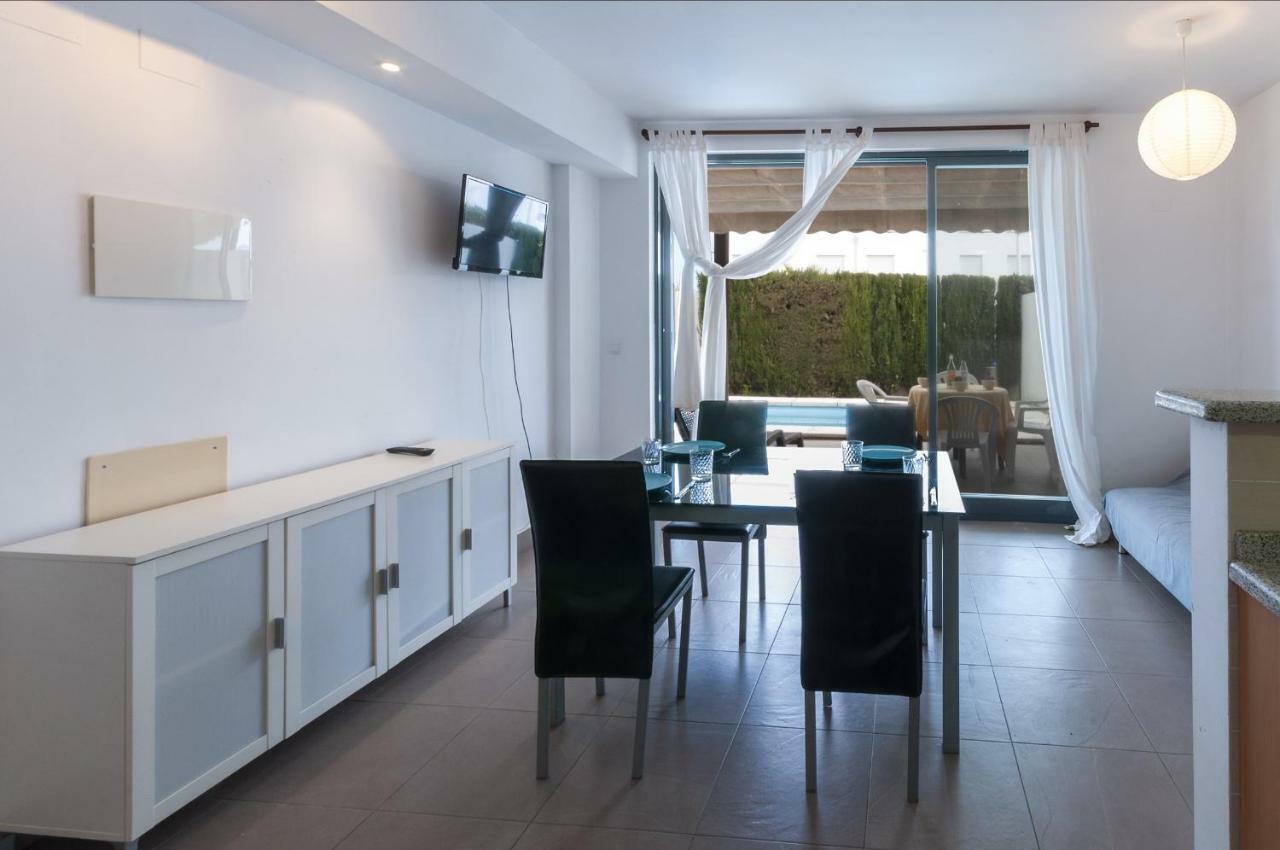 Premium 17 Villa Les Deveses Exteriör bild